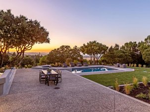 Architectural Masterpiece With Bay Views In Westridge