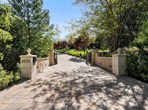 One of the Most Majestic Estates in Los Altos Hills