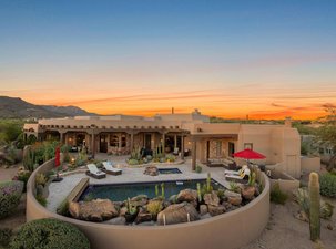 Private Desert Retreat with Majestic Views