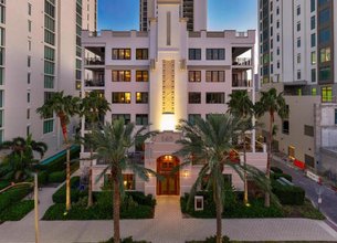 Private, Sky-High Sanctuary In The Heart Of St. Pete