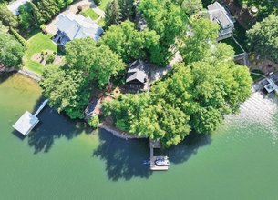 Nostalgic Log Cabin on Lake Norman