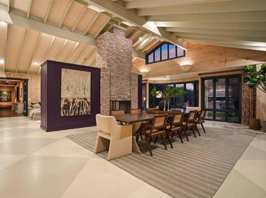 “The Williams-Sonoma House”