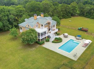 Serene 30-acre Estate on Wadmalaw Island