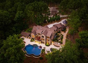 Superb Waterfront Estate on Lake Wylie