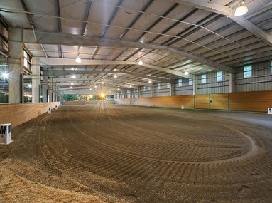 PREMIER 10.5 ACRE EQUESTRIAN ESTATE WASHOUGAL, WASHINGTON