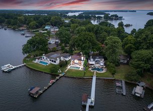 Home Perched on the Best Lots on Lake Norman