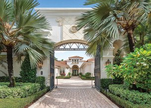 Privacy. Gated. Marina & Club Amenities