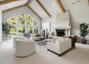 Resort Amenities & Equestrian Facility