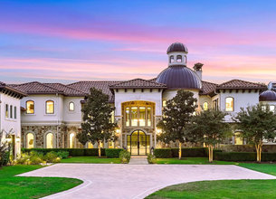 Extraordinary Lake Austin Compound