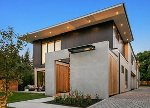 Extraordinary New Build