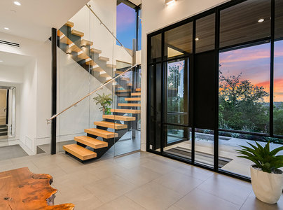 A Modern Masterpiece in Westlake Hills