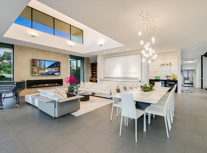A Modern Masterpiece in Westlake Hills