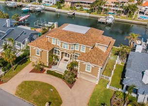 Sands Point — Tierra Verde