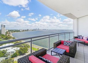 Stunning Virage Bayshore Residence