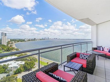 Stunning Virage Bayshore Residence