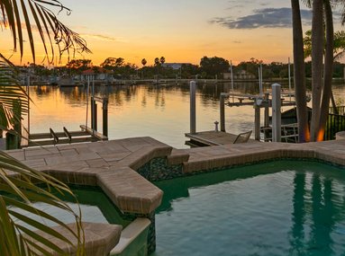 Harbour Island Living