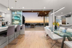 Spectacular Views in Upper Rockridge