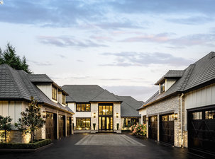 DEFINING RIVERFRONT LUXURY