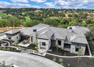 Luxury Living in Verdera