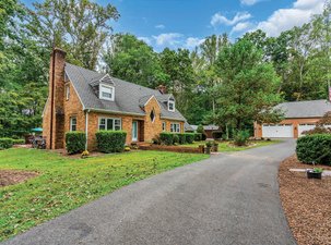 Private Paradise Nestled on over 5 Scenic Acres in Clifton