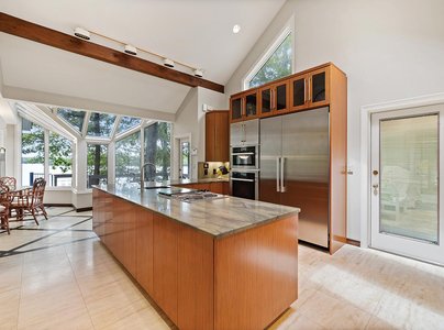 Waterfront Luxury Estate with 1,147 ft of Shoreline