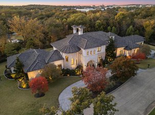 Pinnacle Of Modern Luxury