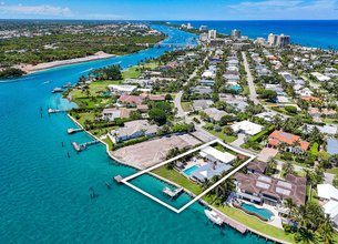 Situated on the Southern Tip of Jupiter Island