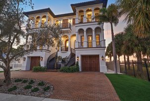 Luxury Beach Front Estate