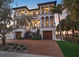 Luxury Beach Front Estate