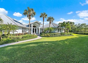 Secluded Waterfromnt Sanctuary with Deeded Beach Access