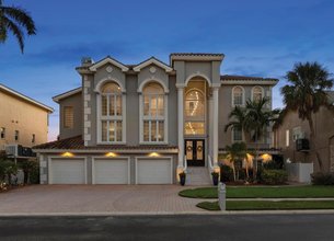 Extraordinary Waterfront Residence in Pasadena Yacht & Country Club