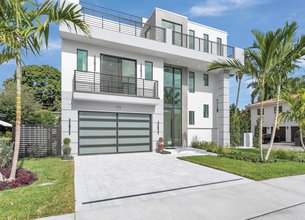 New Construction Minutes from the Beach