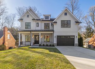 New Construction in Coveted Cohasset