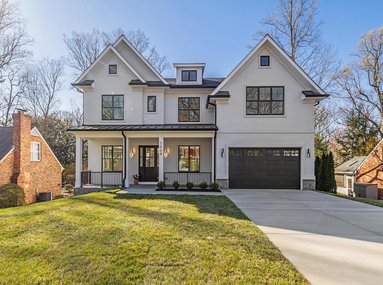 New Construction in Coveted Cohasset