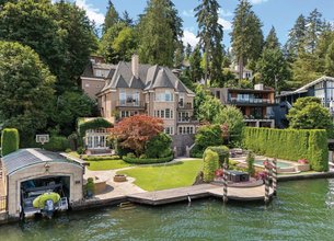 Resort Living on Lake Oswego’s Fabulous Waterfront