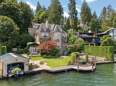 Resort Living on Lake Oswego’s Fabulous Waterfront