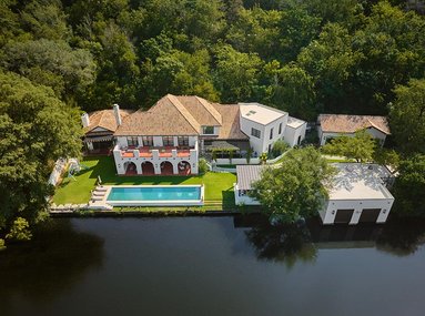 Villa Serena on Lake Austin | A Waterfront Sanctuary
