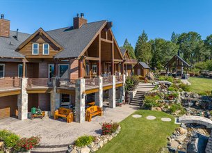 Owned Solar And Gorgeous Views! 