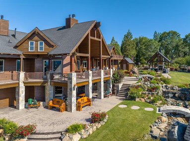 Owned Solar And Gorgeous Views! 