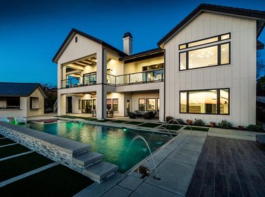 Luxury Estate Living In Serrano