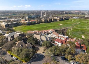 Lincoln Heights Estate Offers Breathtaking Views 