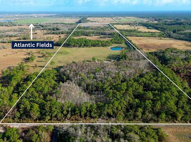 A Rare Legacy Estate  in Hobe Sound
