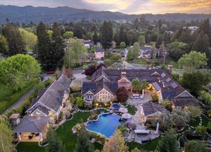 Single-Story Estate