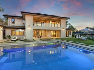 Stunning Serrano Estate