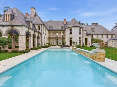 The Crosby Estate, Hillsborough