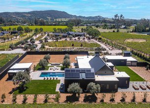 Chic Wine Country Living
