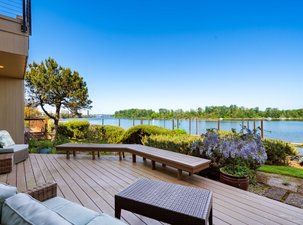 Rare Riverpoint Condo on the Willamette