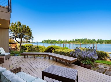 Rare Riverpoint Condo on the Willamette