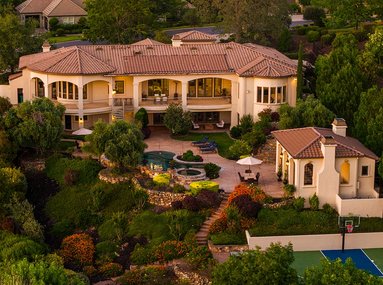 Lakeview Serrano Villa Estate