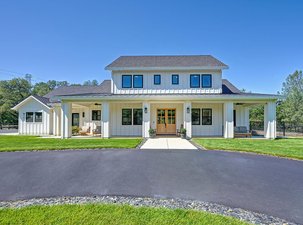 Luxury Farmhouse on 5 Acres